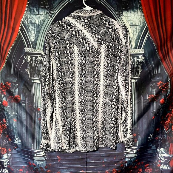 Wrangler Button-Up Shirt Women's XL Gray Snakeskin Print Outdoor Retro Grunge - Picture 3 of 8